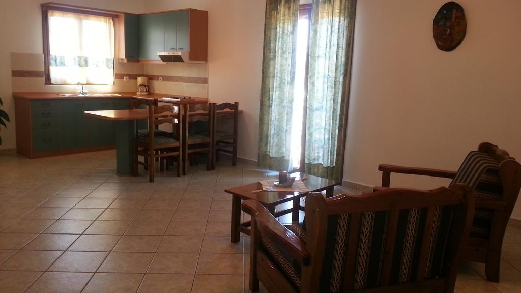 Cerigo House Apartment Kondoliánika Екстериор снимка